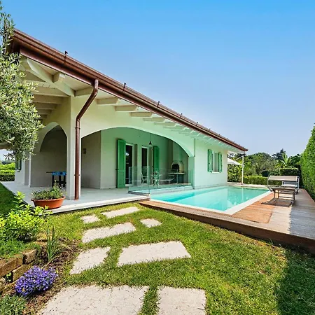 Villa Del Borgo Manerba del Garda